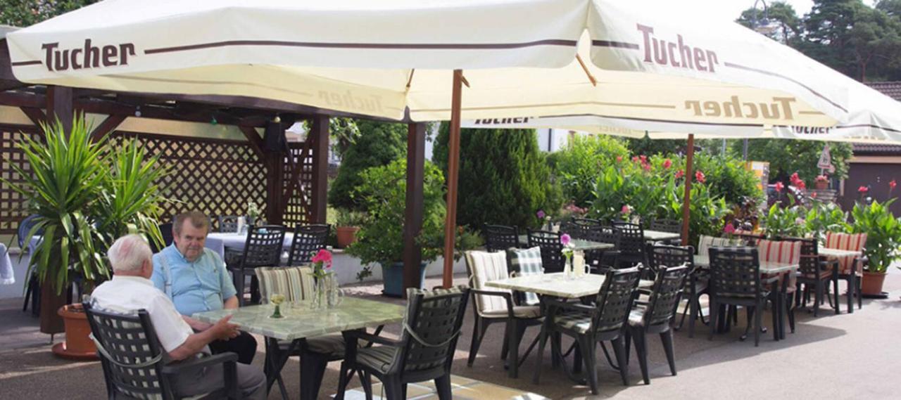 Gasthof Gruener Baum Oberlangfurth Εξωτερικό φωτογραφία